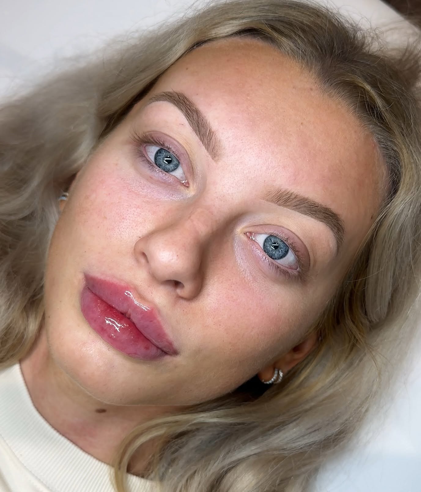 Ombré brows with a soft, defined finish
